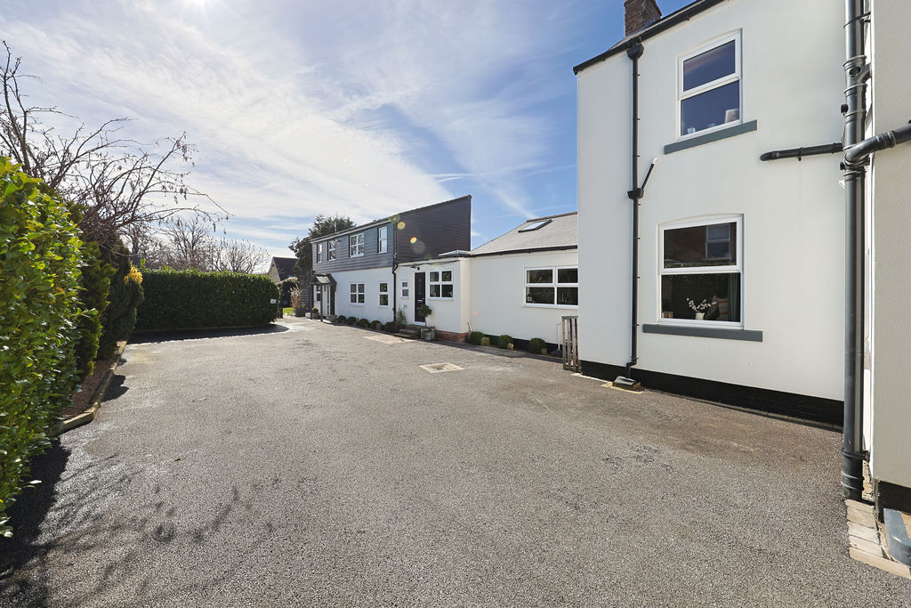 Chatsworth Road